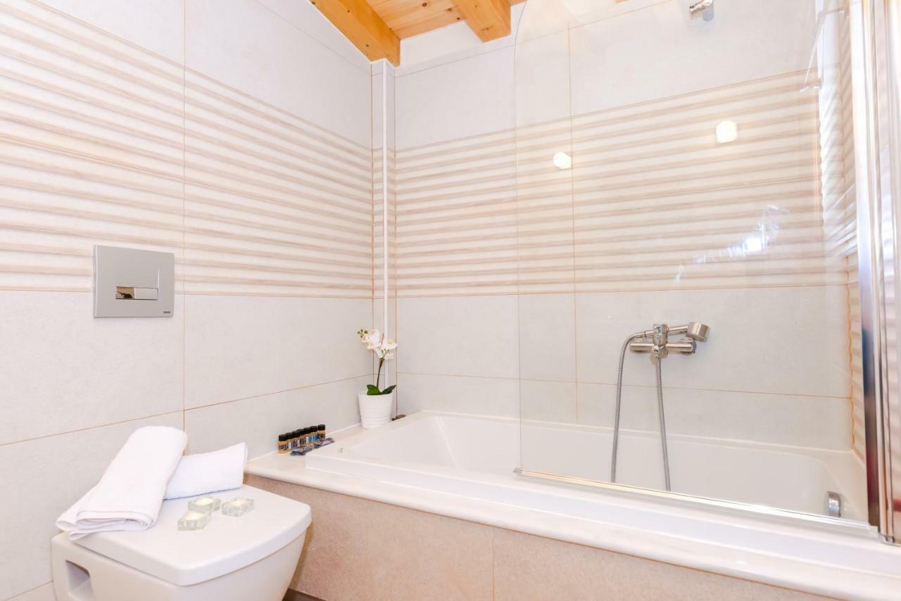 Mon Emvasia Margarites Villas Margarítai 외부 사진